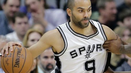 No está seguro si el estado de su pareja lo obligará a renunciar a compromisos. AP / E. Gay