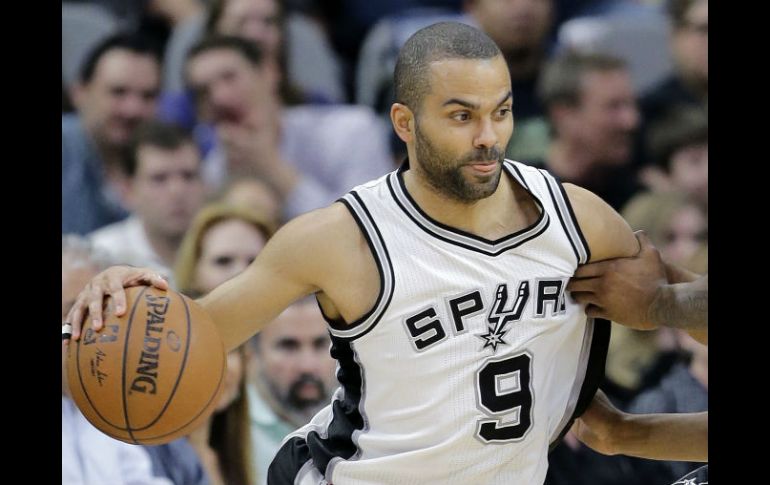 No está seguro si el estado de su pareja lo obligará a renunciar a compromisos. AP / E. Gay