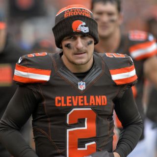 Cafés apuntan a salida de Manziel