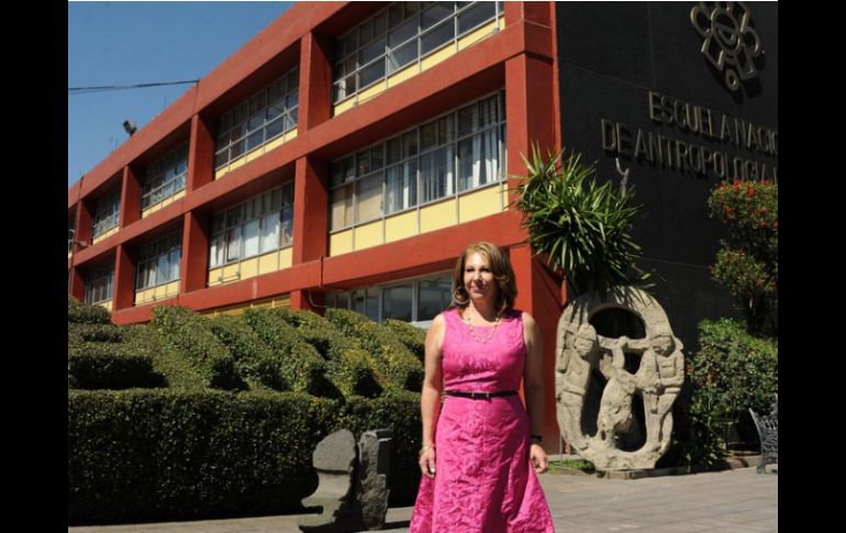Julieta Valle Esquivel es licenciada en Etnohistoria por la ENAH y maestra en Antropología Social. TWITTER / @ENAH_oficial