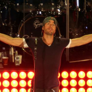 Romeo Santos lidera nominaciones de Billboard latinos