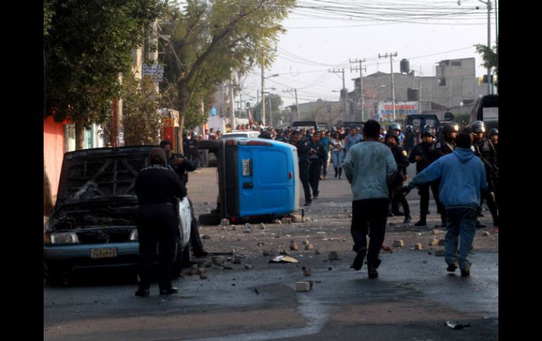 Autoridades de la delegación Iztapalapa permanecen atentas en la zona por cualquier situación que se presente. SUN / F. Ramírez