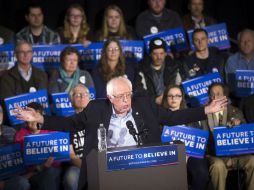 Sanders domina en Nueva Hampshire en especial entre los menores de 30 años, e incluso entre mujeres. AP / J. Minchillo