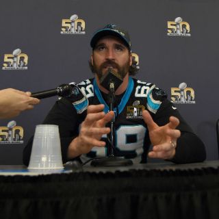 Panteras tiene buenas noticias por práctica completa de Jared Allen