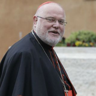 Iglesia católica pide frenar llegada de refugiados a Alemania