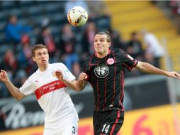 El Stuttgart golea a domicilio 4-2 al Frankfurt del mexicano Marco Fabián de la Mora. EFE / F. Von Erichsen