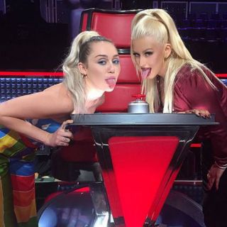Cyrus y Aguilera se divierten en 'The Voice'