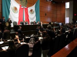 Apuntan que el gobierno de Peña Nieto no realizó un programa de austeridad pese a la disminución de ingresos petroleros. NTX / ARCHIVO