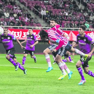 Otra vez puntito para Chivas