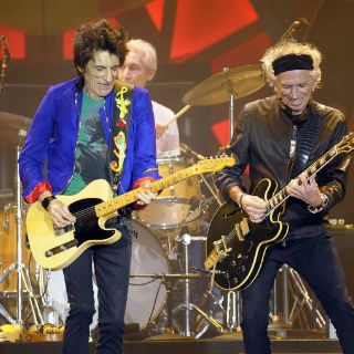 La lluvia no amedrenta a los Rolling Stones en Argentina