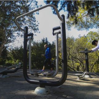 La mitad de usuarios de Colomos llega en carro