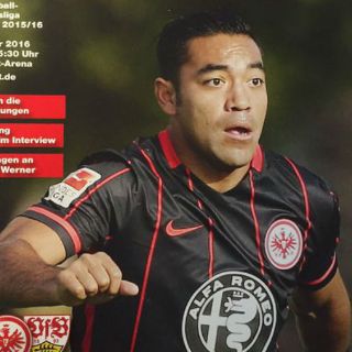 Marco Fabián aparece en portada de revista del Frankfurt