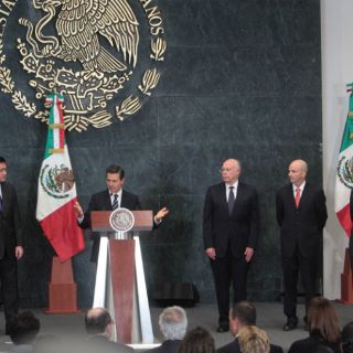 Piden explicación por cambios en gabinete federal