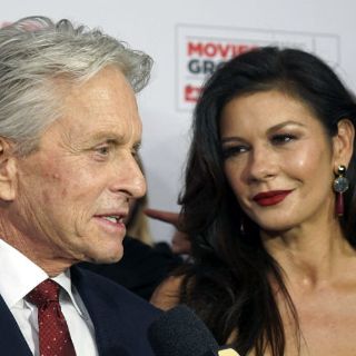 Michael Douglas recibe premio honorífico del AARP