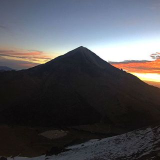Rescatan a alpinista norteamericano en el Pico de Orizaba