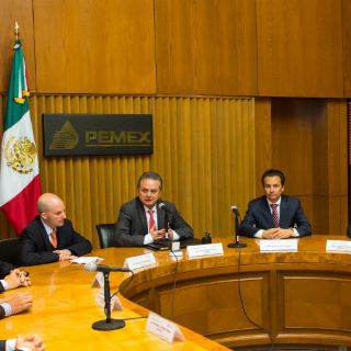 Presentan a nuevo titular ante Consejo de Administración de Pemex