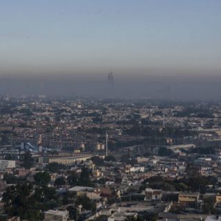 Suspenden actividades al aire libre 750 escuelas por contingencia atmosférica