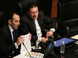 José Rosas Aispuro (d) fue candidato de Acción Nacional por la gubernatura de Durango hace seis años. SUN / ARCHIVO