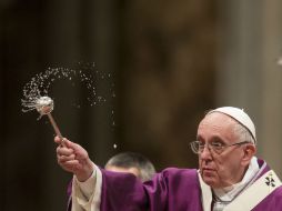 El Papa llamó a los católicos a mostrar una actitud de cercanía y comprensión en el Jubileo de la Misericordia. AP / A. Tarantino