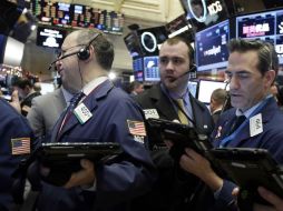 El selectivo S&P 500 se ubicó en mil 851.85 enteros y el índice Nasdaq en cuatro mil 283.59 unidades al subir 14.83 puntos. AP / ARCHIVO