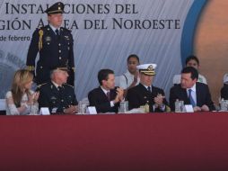 Durante el acto el presidente Peña Nieto inauguró instalaciones castrenses a distancia. TWITTER / @osoriochong