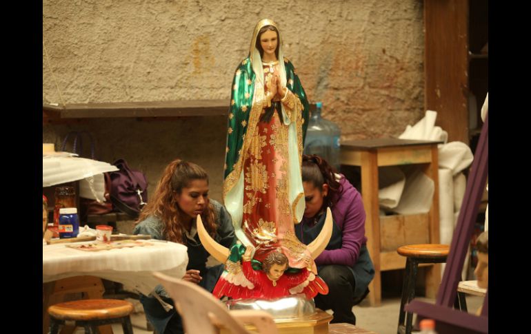 Agustín Parra asegura que para la llegada del Papa Francisco le pidieron sencillez en los artículos. EL INFORMADOR / M. Vargas