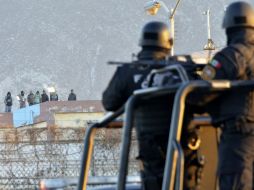 El motín registrado en el penal de Topo Chico, en Monterrey, deja un saldo de 52 muertos y 12 heridos, por ahora. AP / E. Vázquez