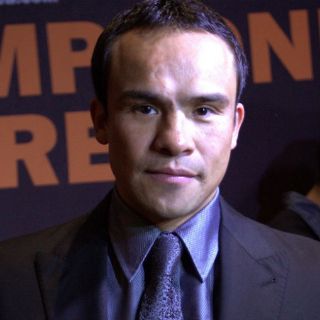 Juan Manuel Márquez negocia pelea con Miguel Cotto