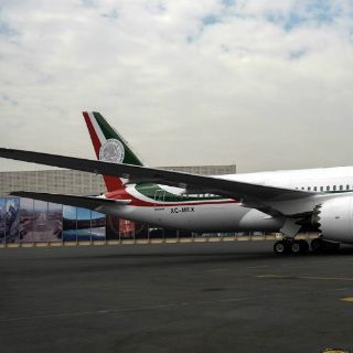 Despejan polémica por Bandera 'al revés' en nuevo avión presidencial