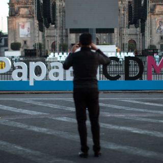Policía vigila aeropuerto de Ciudad de México por llegada del Papa