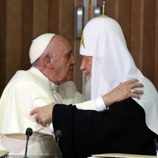 Reunión histórica entre los jerarcas de dos iglesias