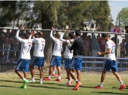 Chivas necesita levantar por orgullo propio y dejar de arrastrar su historia. TWITTER / @Chivas