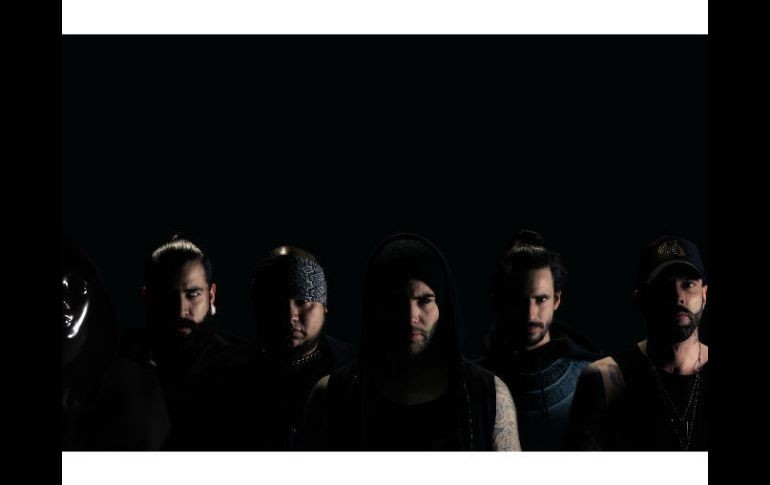 La banda busca divertirse sobre el escenario. FACEBOOK / Tanus