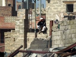 Desde el inicio de los bombardeos de la coalición son frecuentes también los ataques con proyectiles contra Arabia. AFP / M. Huwais