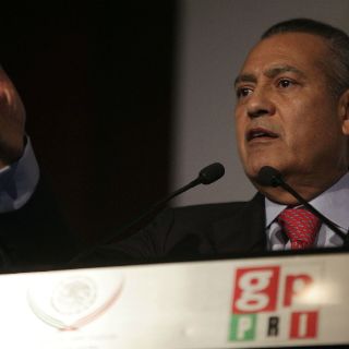 El PRI respalda cambios en gabinete presidencial, subraya Beltrones