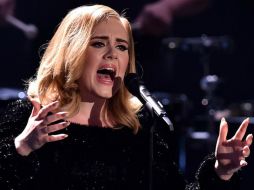 Adele volverá al escenario de los Grammy para interpretar un tema de su último disco, '25'. TWITTER / Adele