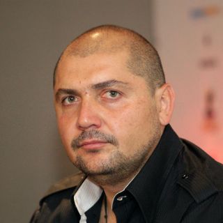 Resurge Reyli del alcoholismo