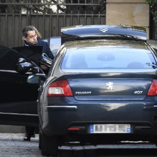 Sarkozy comparece ante los tribunales por desvío de fondos