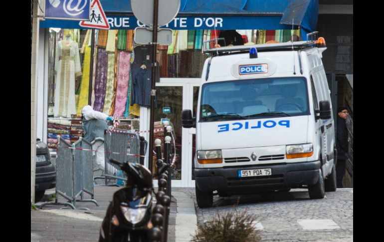 Desde los ataques en París del 13 de noviembre, se han realizado tres mil 340 registros domiciliarios a presuntos terroristas. AFP / ARCHIVO