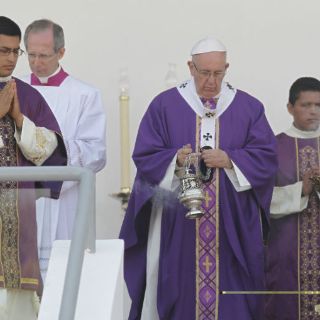 Migrantes quedan varados, pero reciben bendición papal en Chiapas