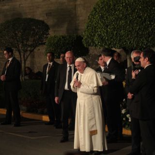 El Papa pasa su última noche en la Nunciatura