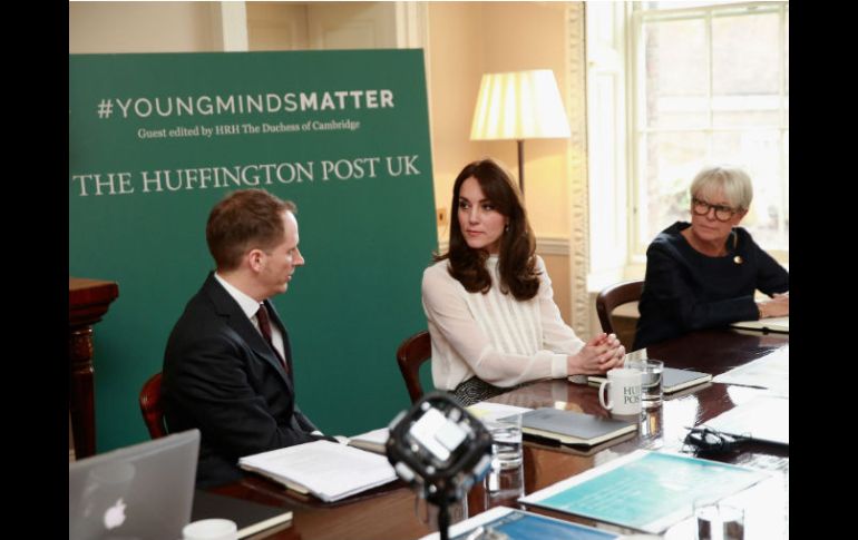 La Duquesa afirma ella y su esposo, el Príncipe Guillermo, no dudarían en buscar ayuda para sus hijos si fuera necesario. AFP / C. Jackson
