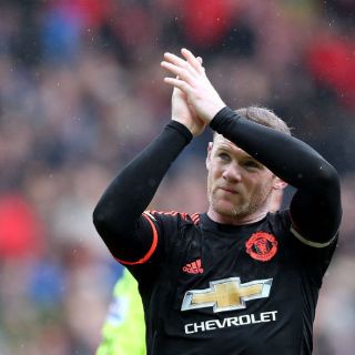 Wayne Rooney estaría dos meses fuera por lesión