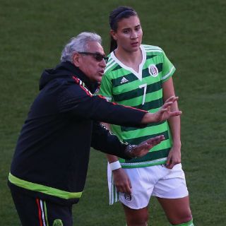 Roberto Medina anhela dirigir a la selección femenil mayor