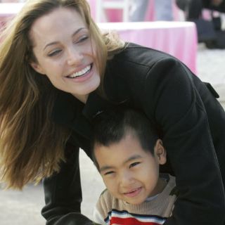 Angelina Jolie regresa a Camboya