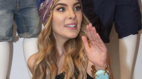 ''Pido una disculpa a Belinda y su público por el malentendido'', escribió Alazraki. SUN / ARCHIVO