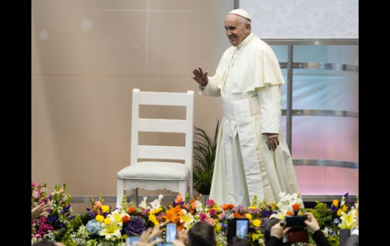 El mandatario agradece la suma de esfuerzos de la sociedad civil y organizaciones religiosos para la visita de Bergoglio. EFE / ARCHIVO