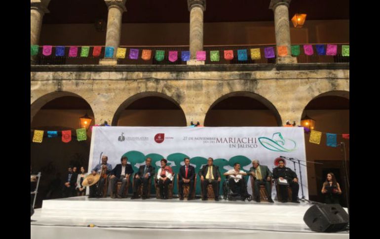 En el evento del recinto legislativo y estuvieron presentes los integrantes de la Comisión de Cultura y grupos musicales. TWITTER / @LegislativoJal