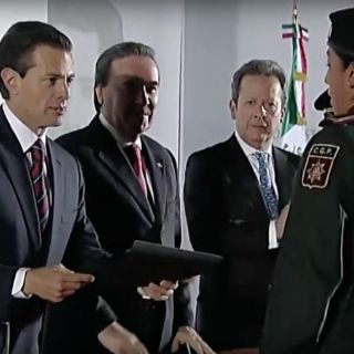 Peña Nieto destaca labor de Estado Mayor en visita papal