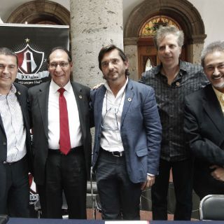 Un triple homenaje con la OFJ